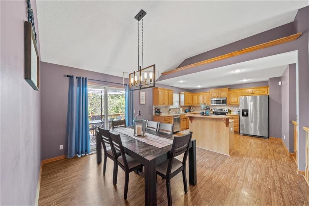 1548 S 105th Court