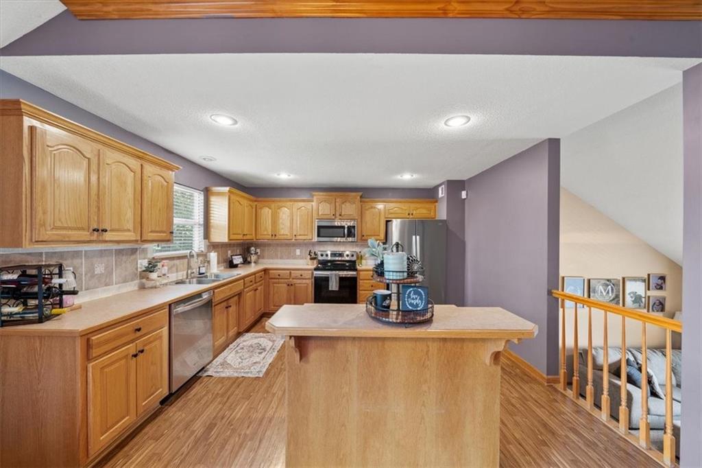 1548 S 105th Court