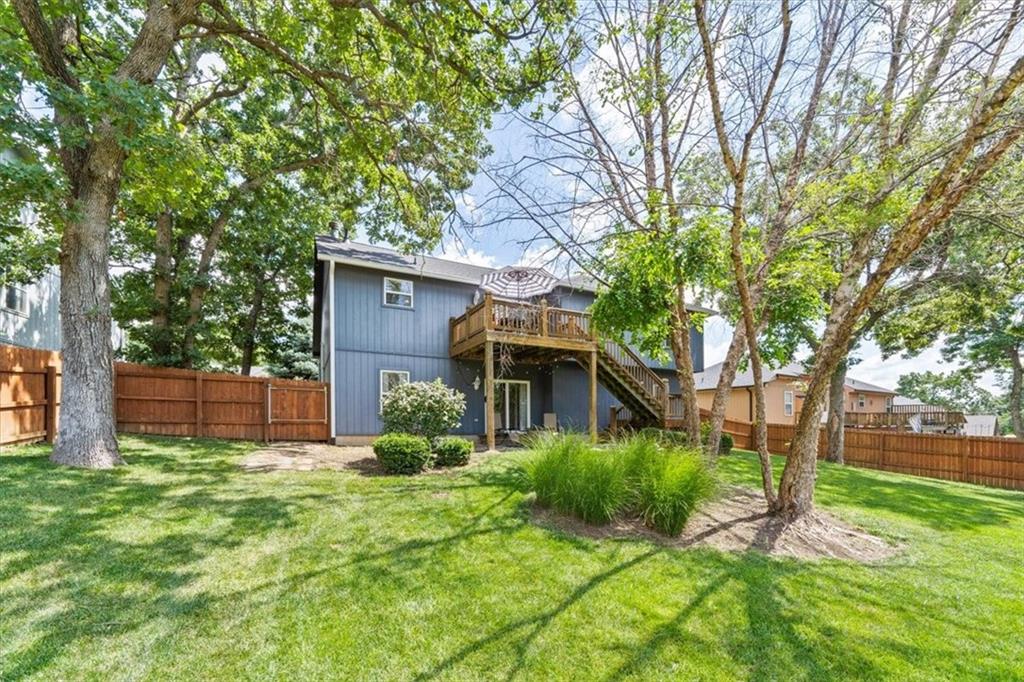 1548 S 105th Court