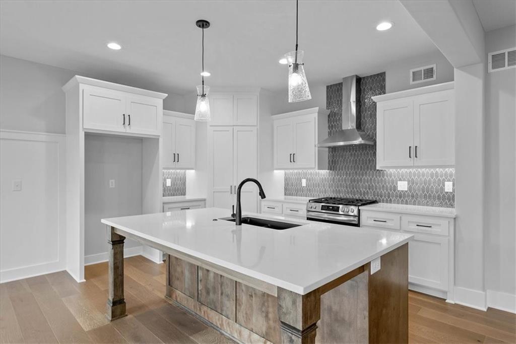 4015 NE Sagamore Drive