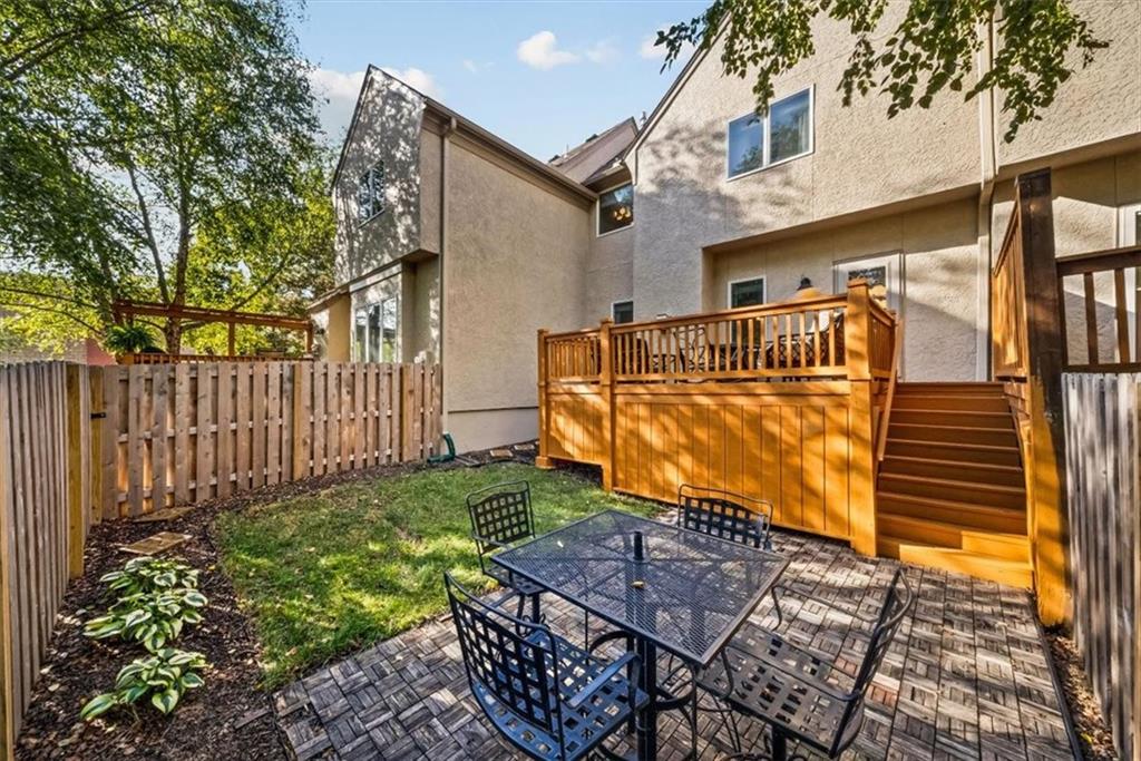 14302 Russell Street