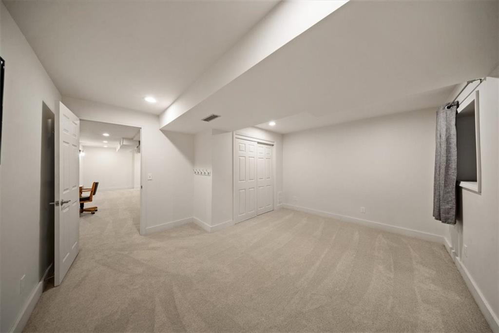 14302 Russell Street