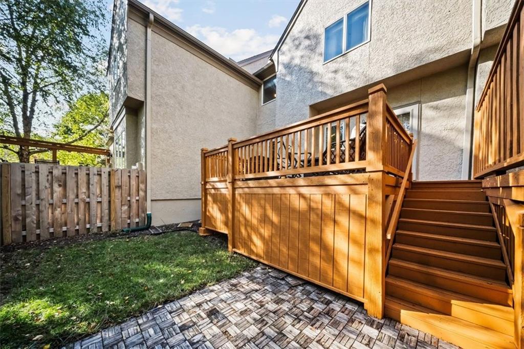 14302 Russell Street