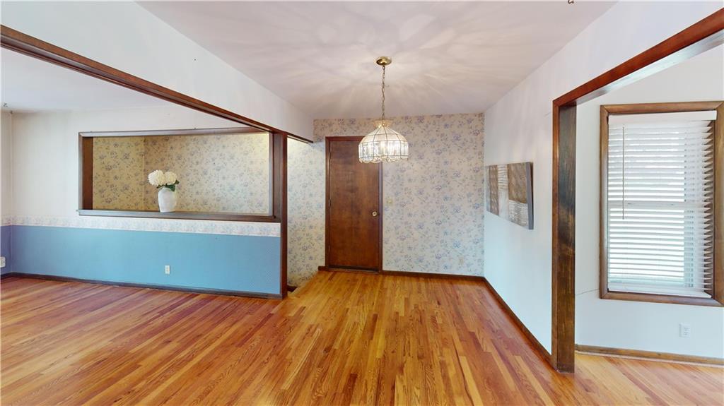 9801 Grandview Street