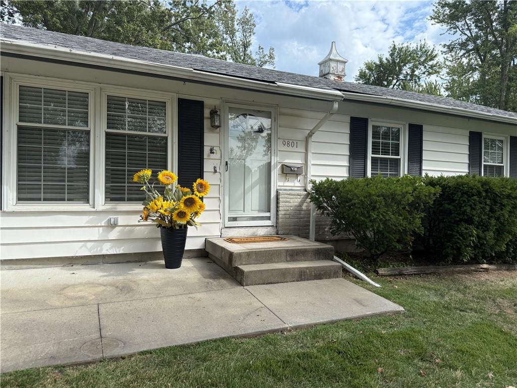 9801 Grandview Street