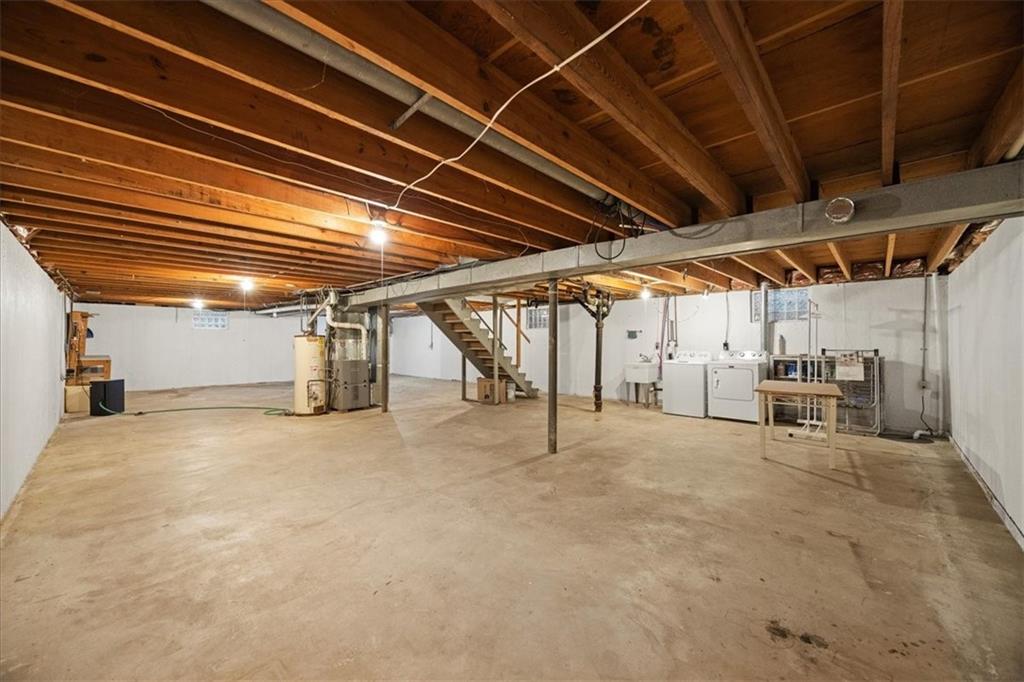 511 W 101ST Street