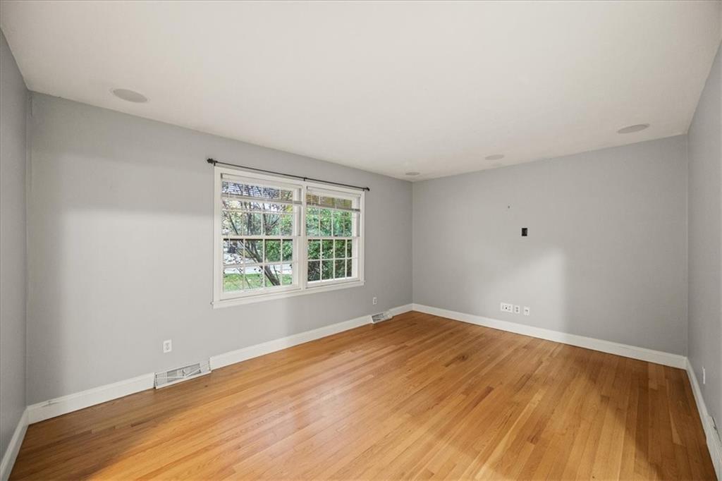 511 W 101ST Street