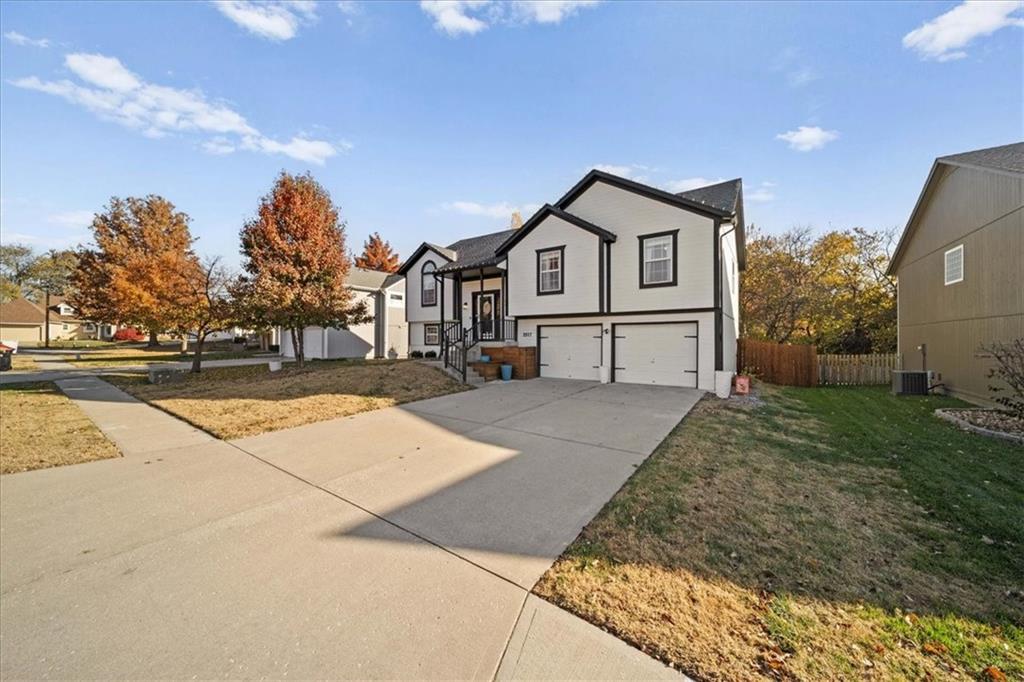 3517 SW Windbrook Drive