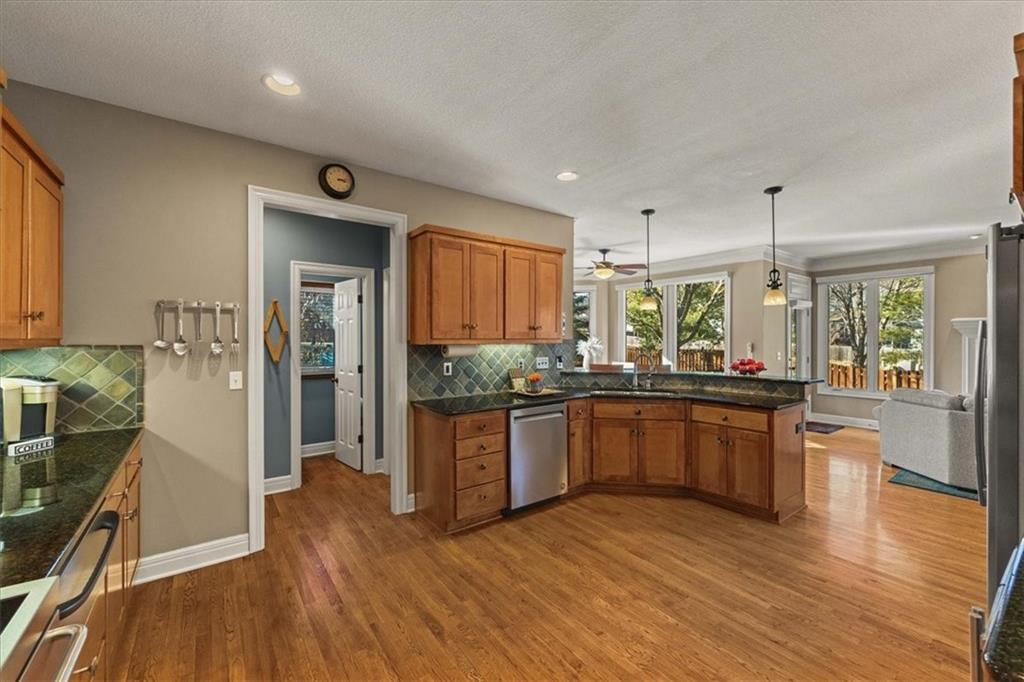 12806 W 123RD Terrace