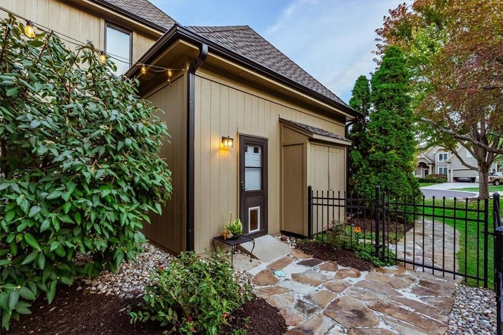 12806 W 123RD Terrace