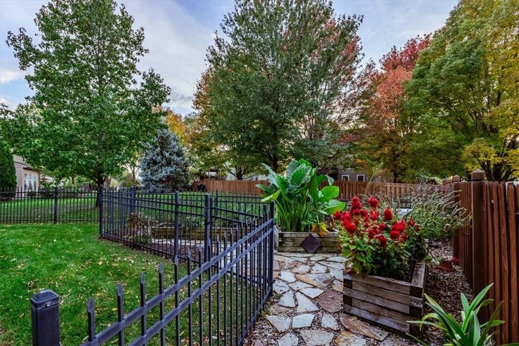 12806 W 123RD Terrace