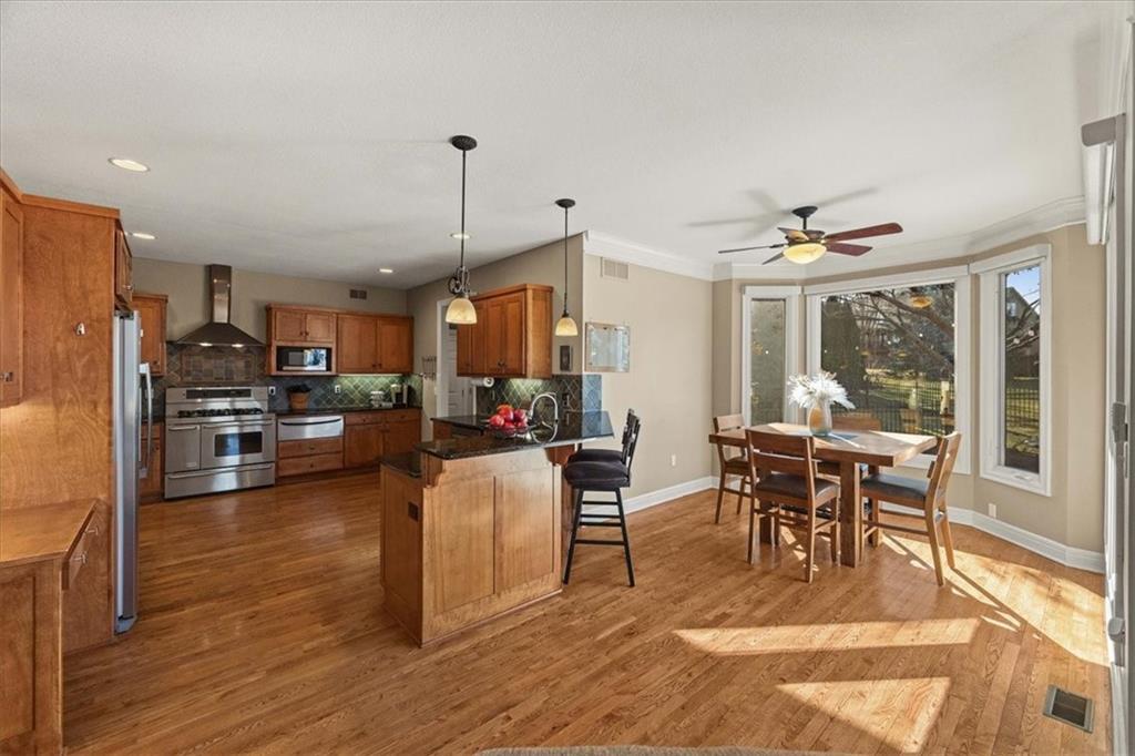 12806 W 123RD Terrace