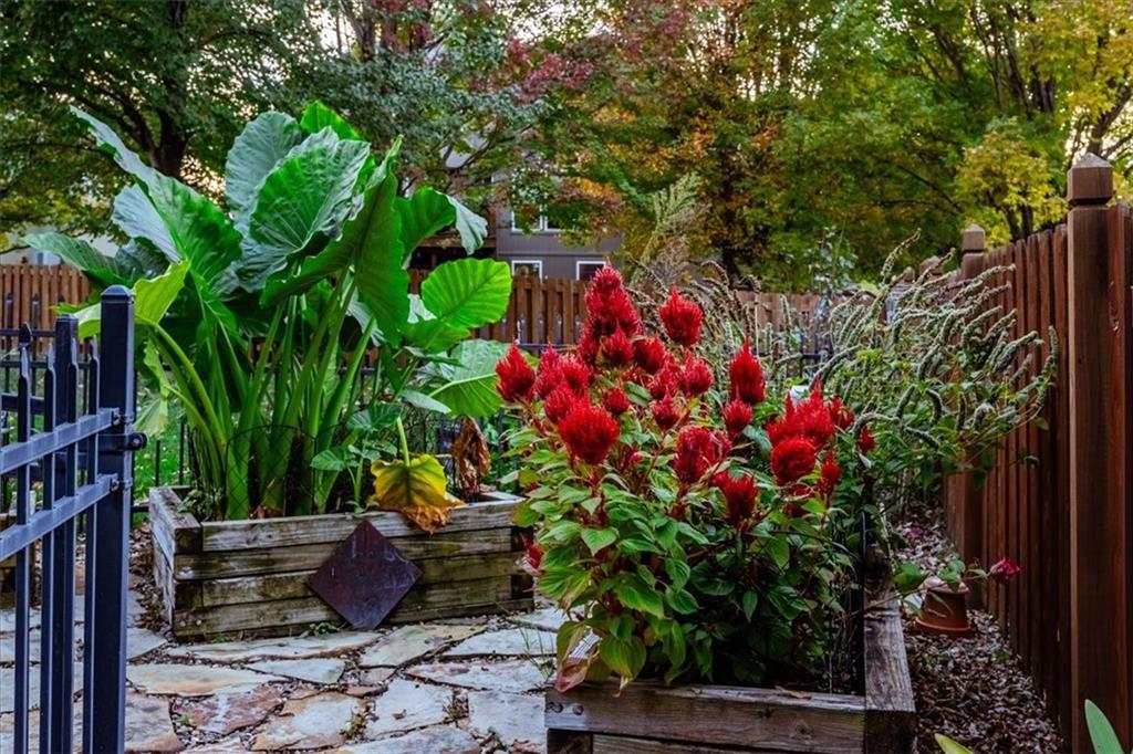 12806 W 123RD Terrace