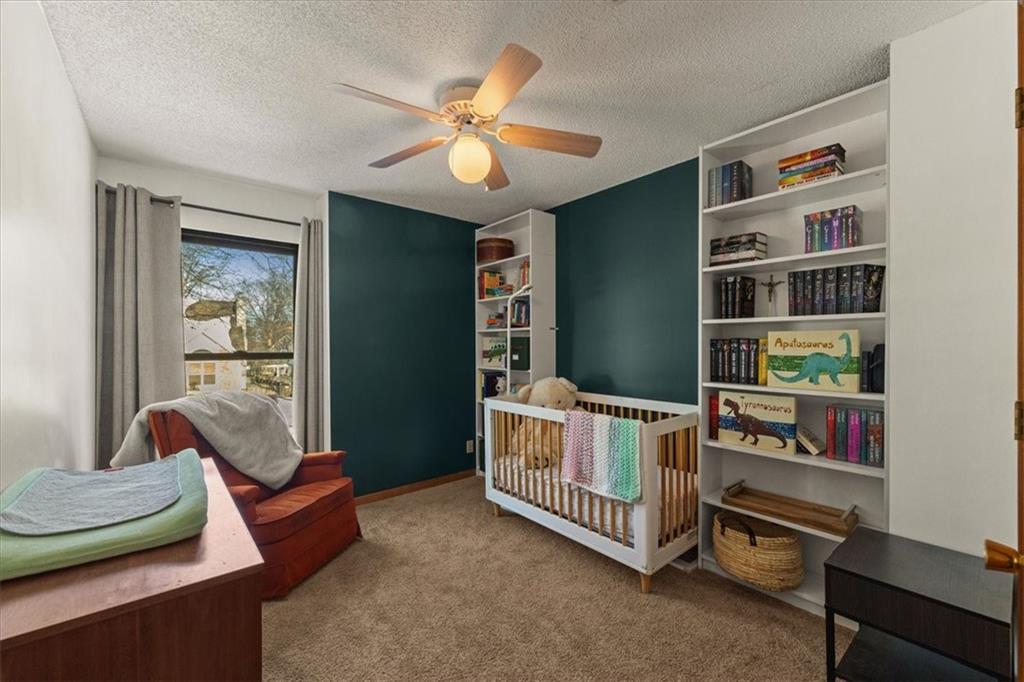 1019 E New London Drive