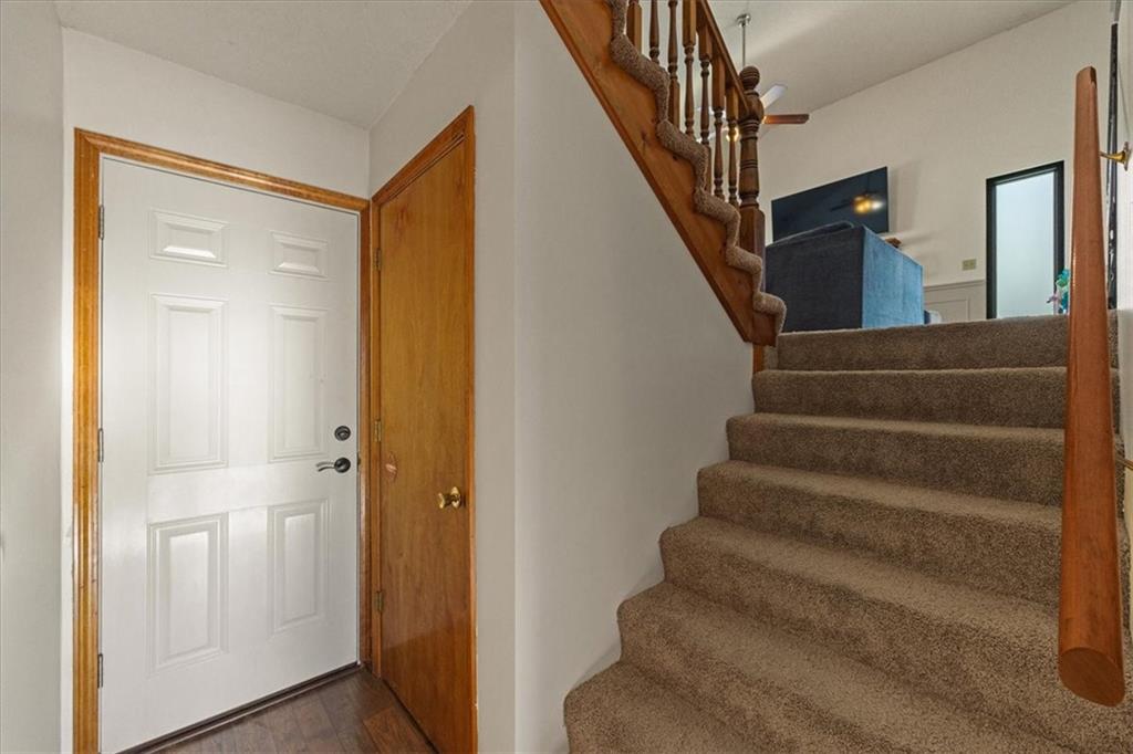 1019 E New London Drive