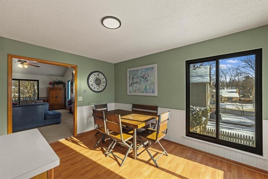 1019 E New London Drive