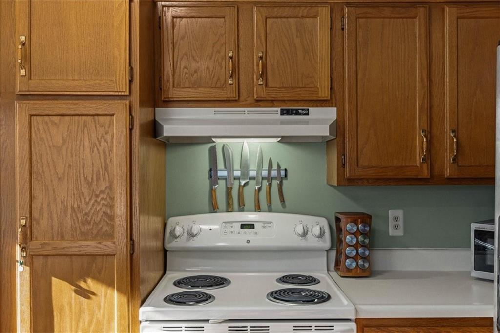 1019 E New London Drive