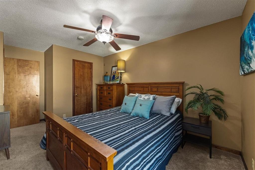 1019 E New London Drive