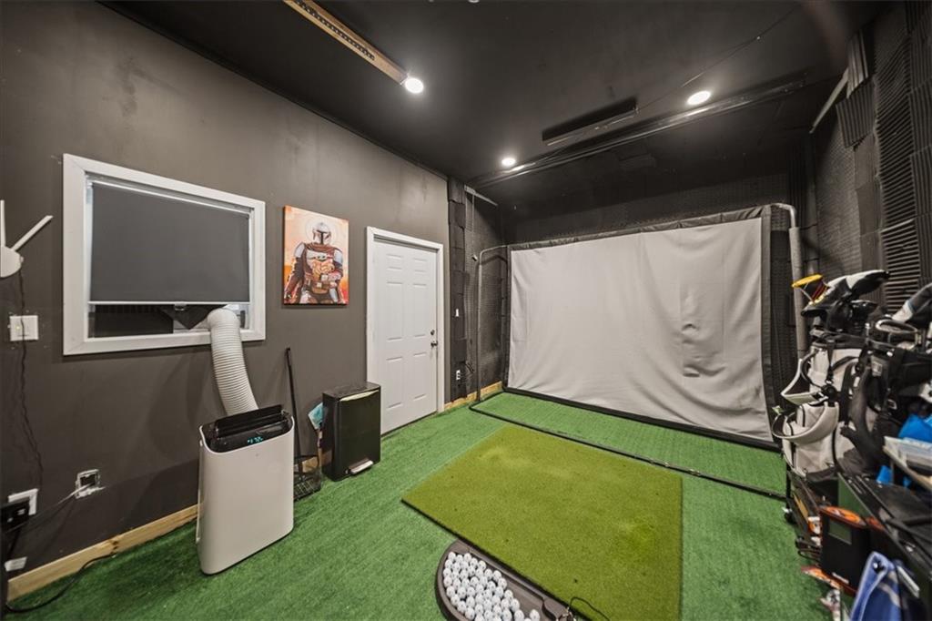 3224 Barber Avenue