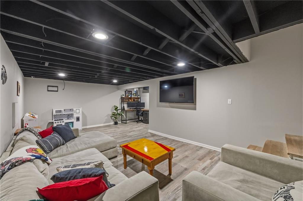 13621 W 90th Place