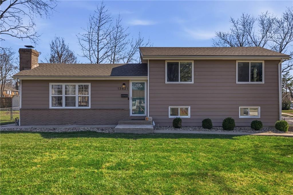 13621 W 90th Place