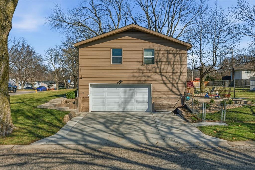 13621 W 90th Place