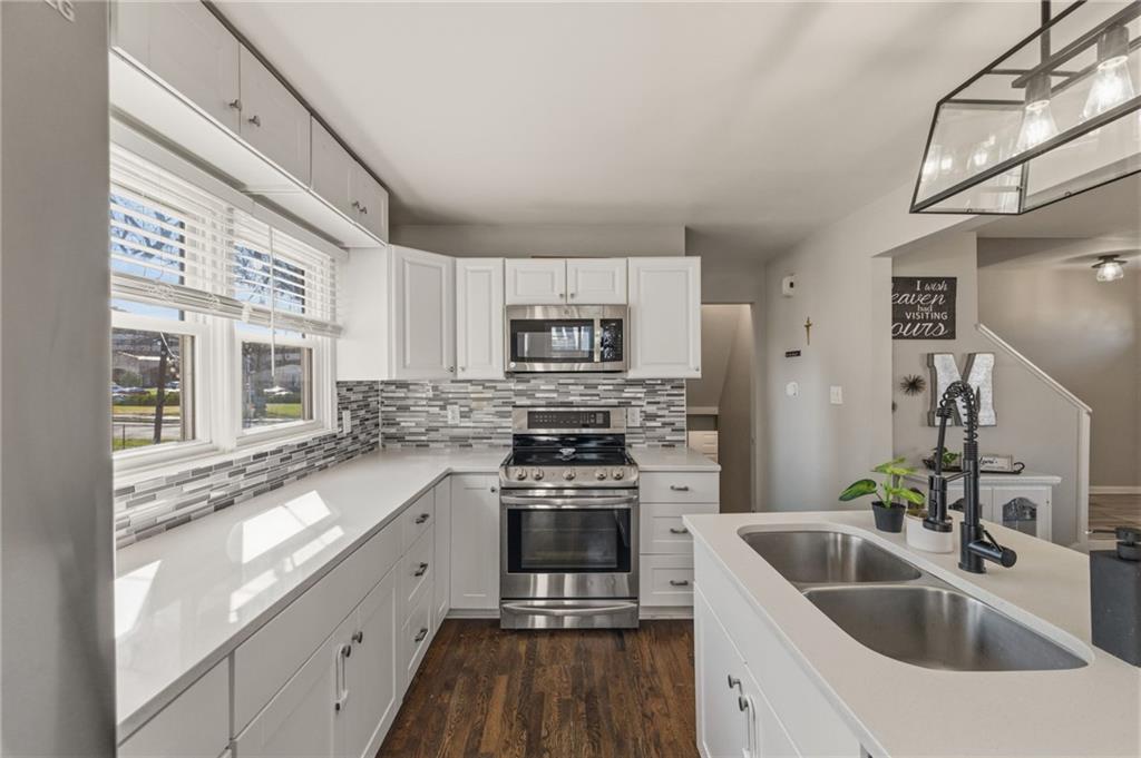 13621 W 90th Place
