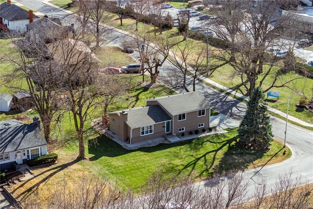 13621 W 90th Place