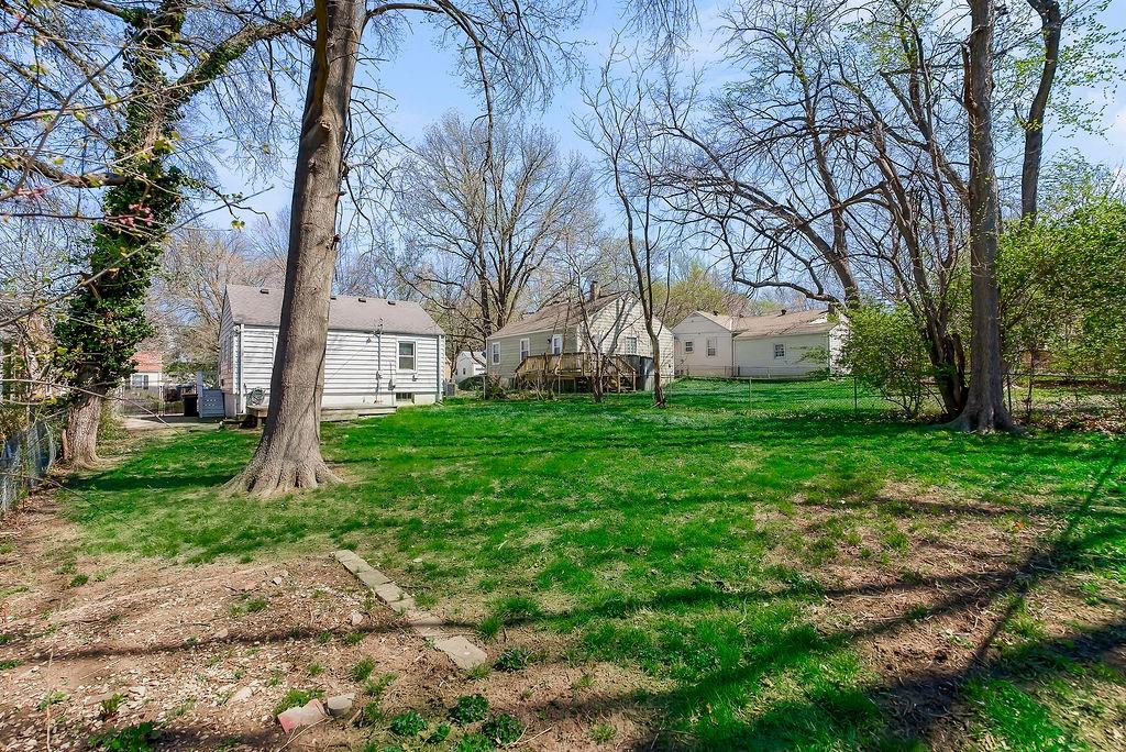 707 W 86TH Street