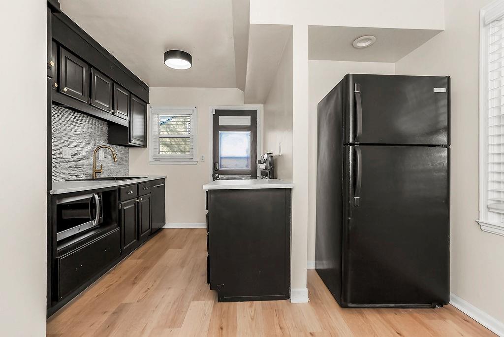 707 W 86TH Street