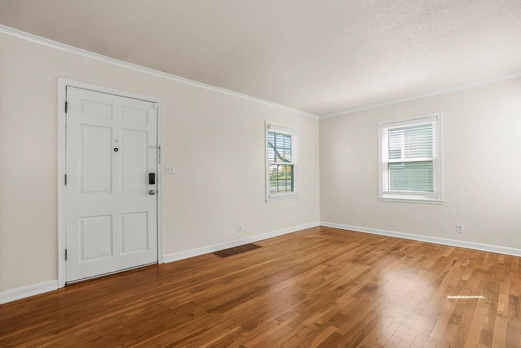 707 W 86TH Street