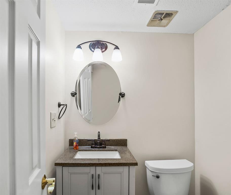 10530 W 59th Terrace