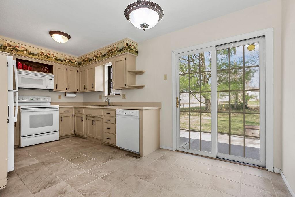 10530 W 59th Terrace