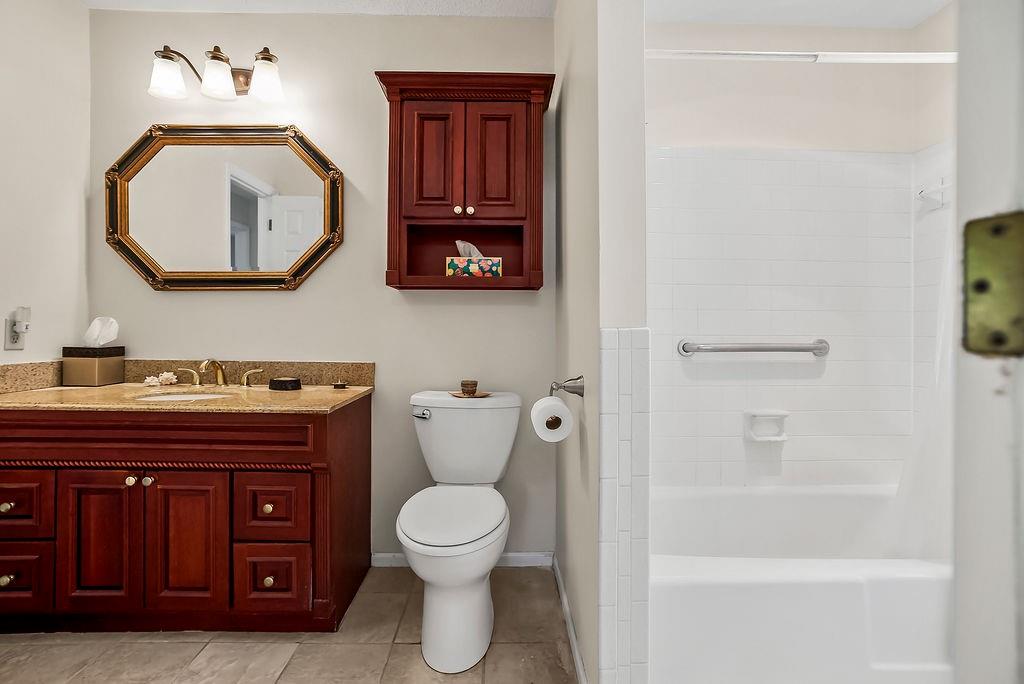 10530 W 59th Terrace