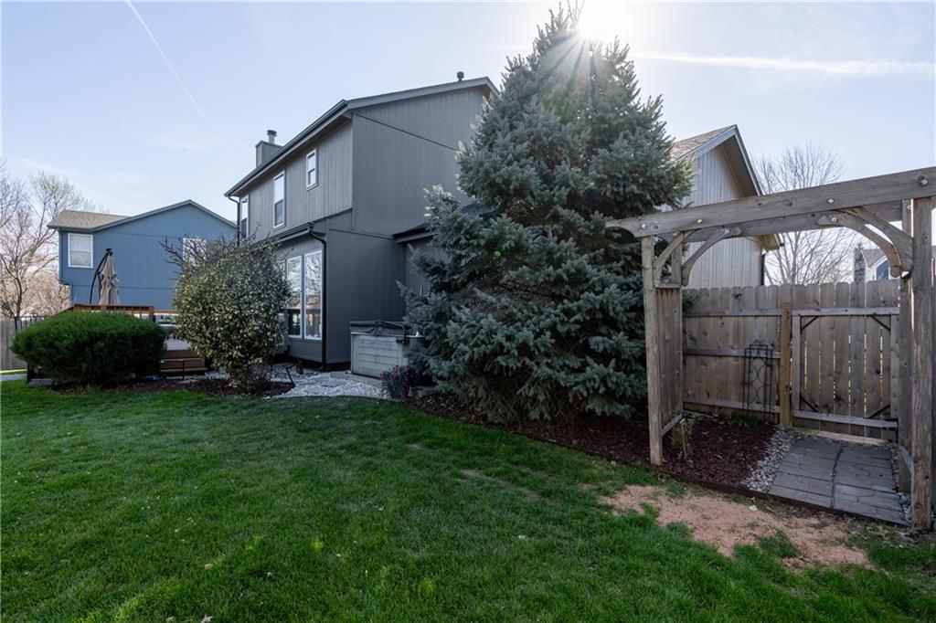 16522 W 154th Street