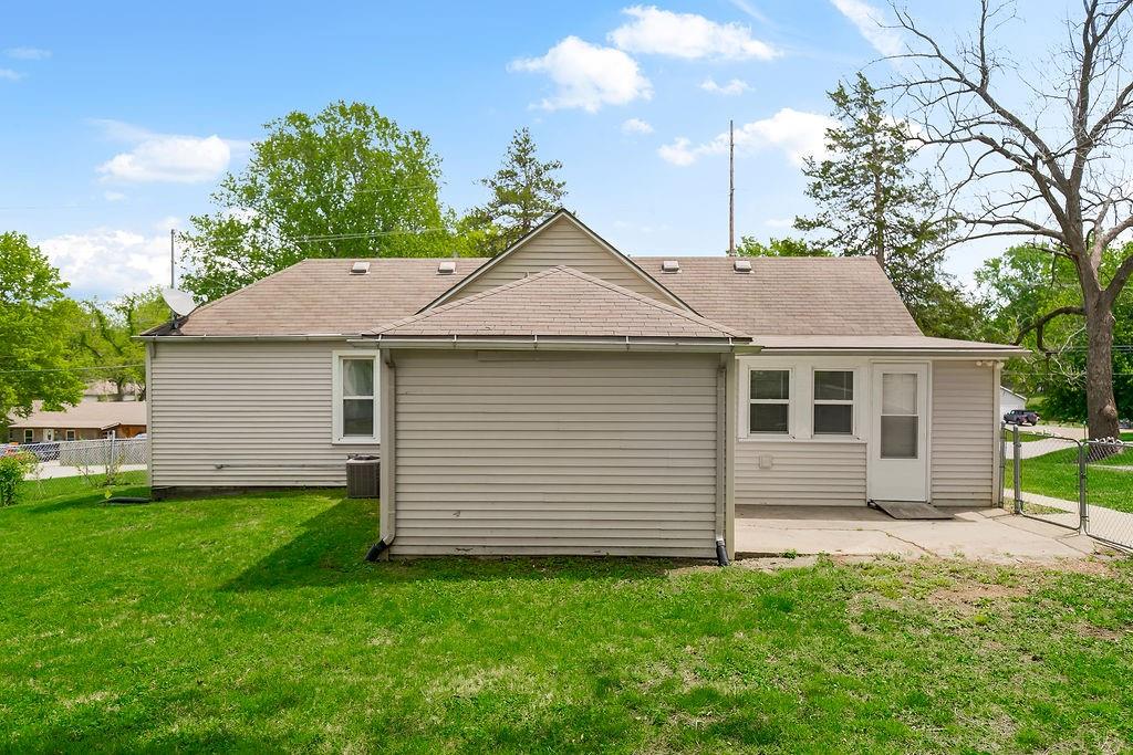 2704 N 81st Street