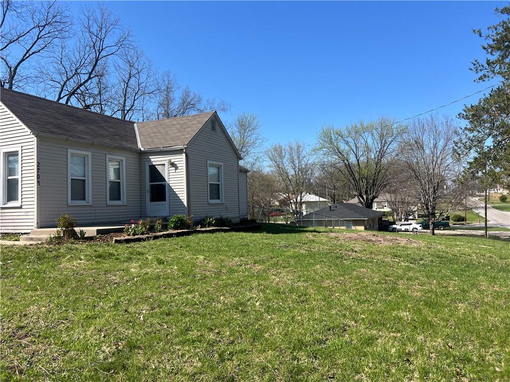2704 N 81st Street