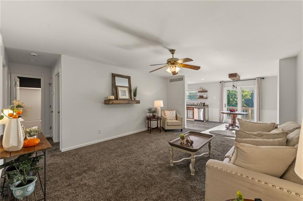 316 Creekside Court