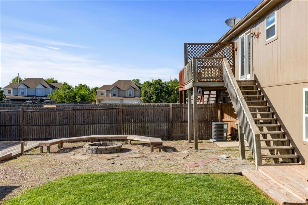 316 Creekside Court