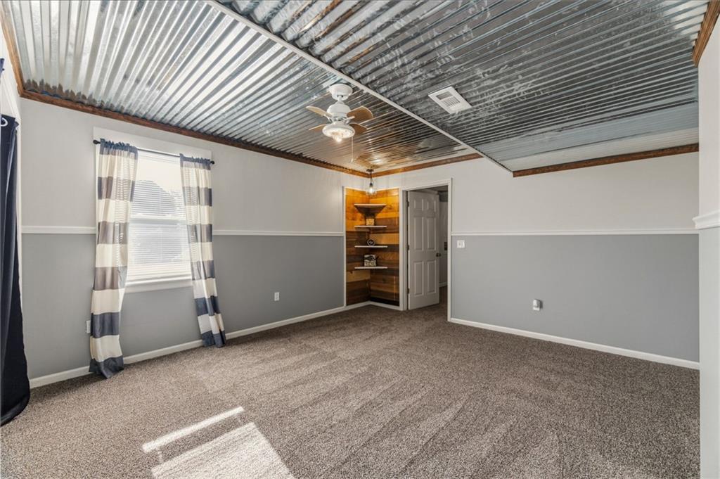 316 Creekside Court