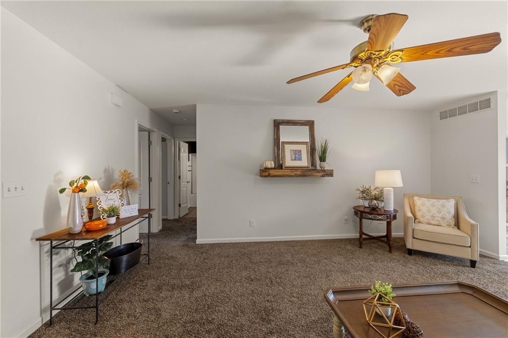 316 Creekside Court