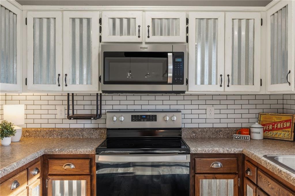 316 Creekside Court