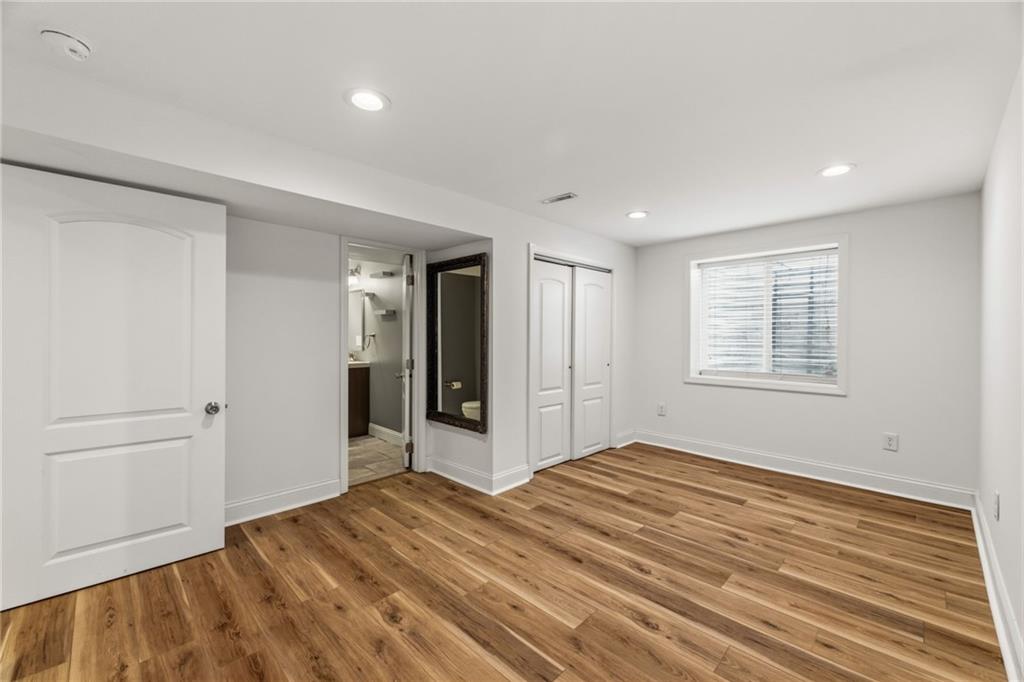 406 W 86th Terrace