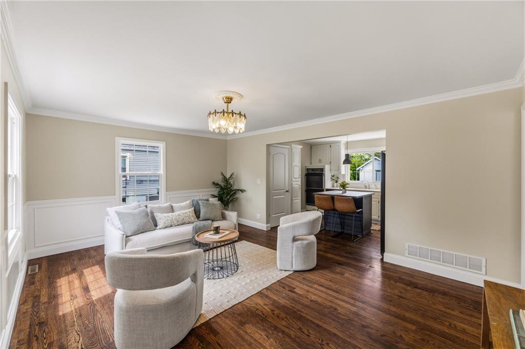406 W 86th Terrace