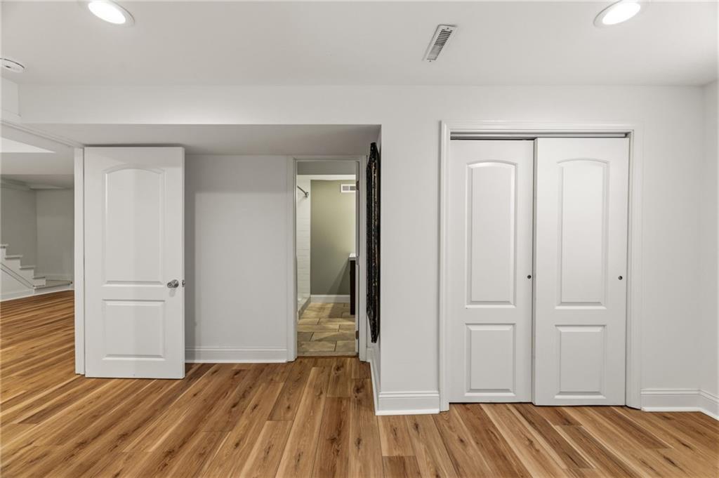 406 W 86th Terrace