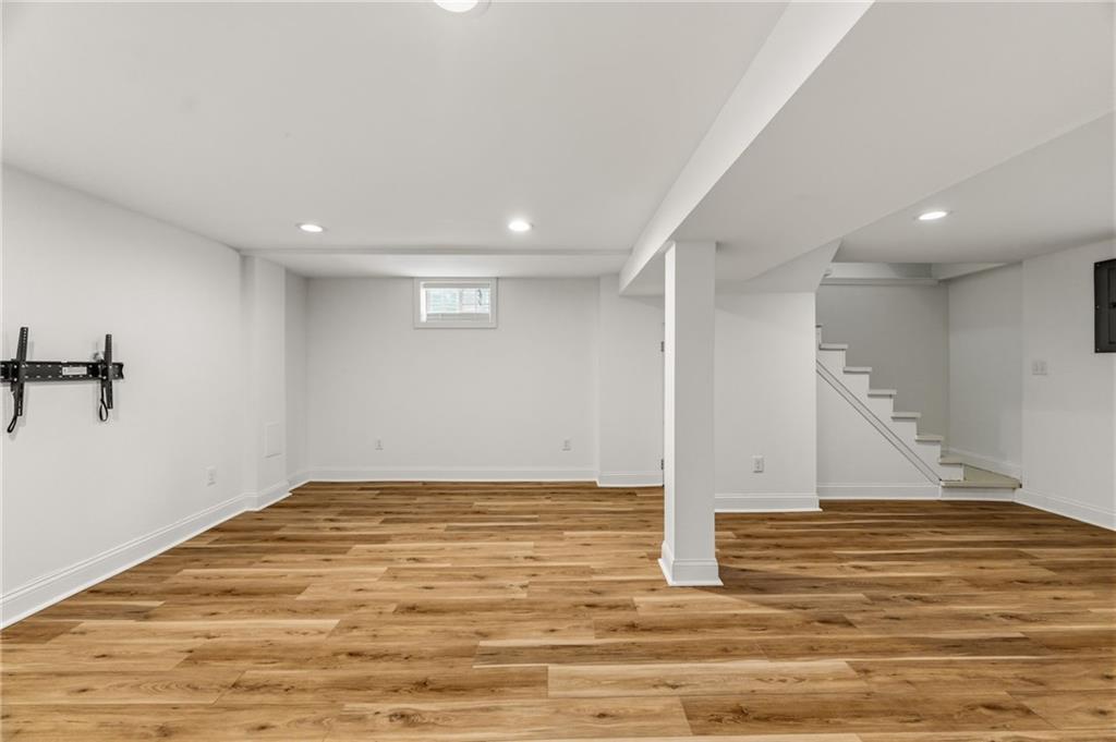 406 W 86th Terrace