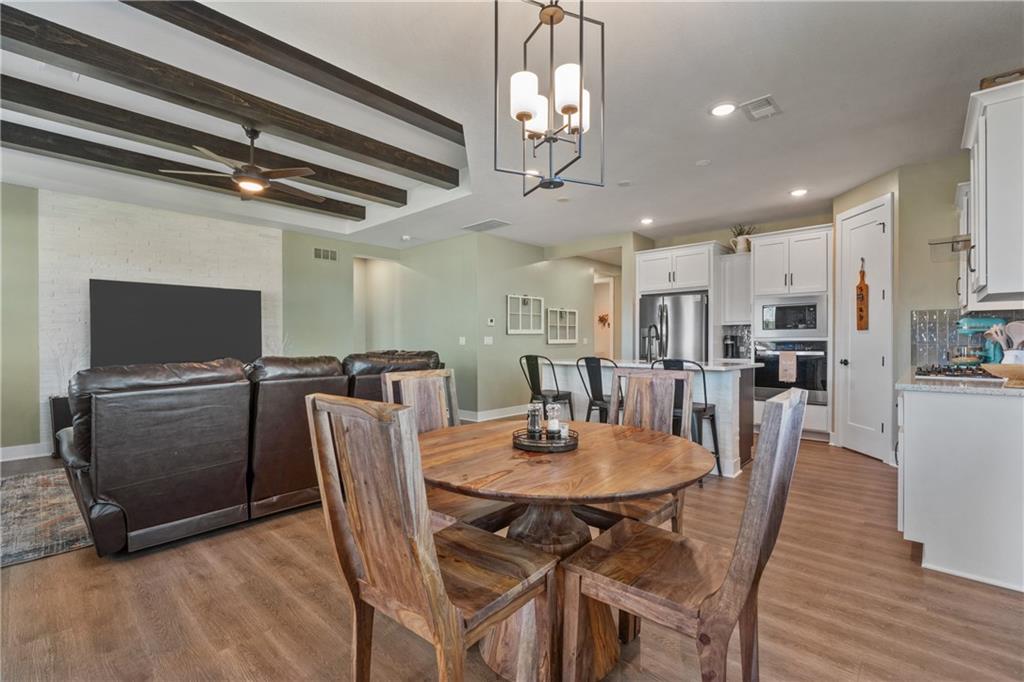 1592 Grayhawk Drive