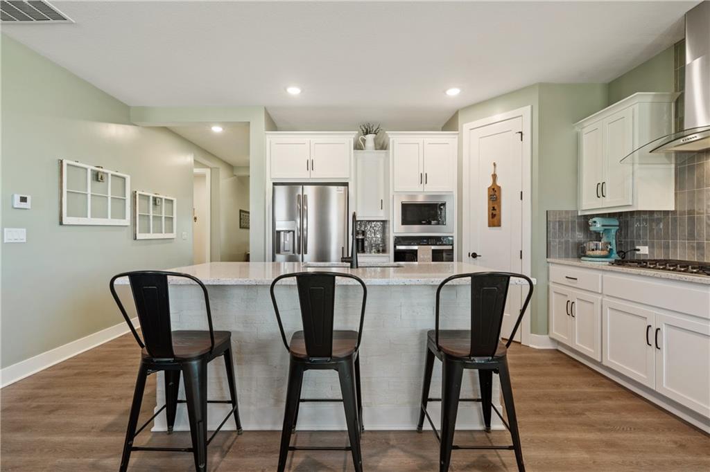 1592 Grayhawk Drive