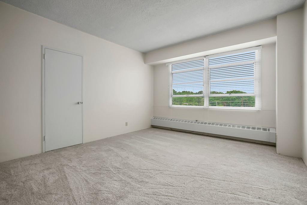 333 W Meyer Boulevard Unit: 615