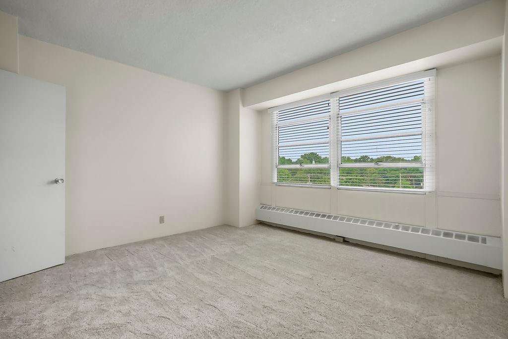 333 W Meyer Boulevard Unit: 615